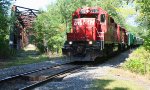 D&H train 512 at the abandoned Reading bridge-date approximate